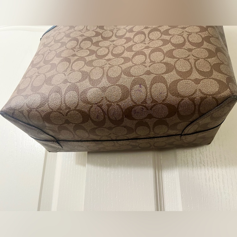 Coach Signature Canvas City Tote Bag - Reversible - Picture 3 of 5